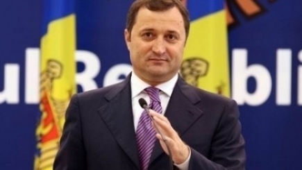 Влад Филат готов на все ради избрания президента. Но позицию премьера не поддерживают две парламентские партии