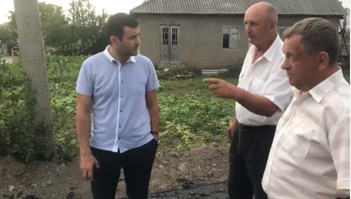 Габурич оставил все и отправился в Вэрвэреука проверить асфальт «с палец»