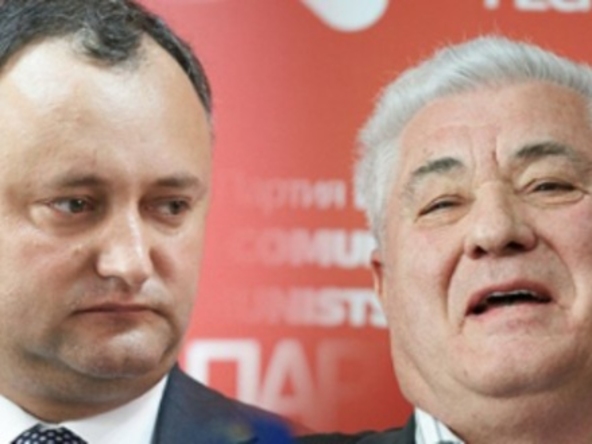 Новый опрос на портале AVA.MD. Кто прав – Воронин или  Додон?  