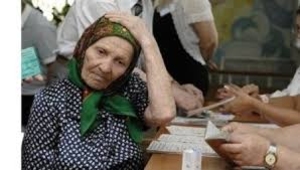 Треть граждан Молдовы еще не определились за кого будут голосовать