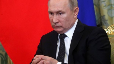 Путин: Россия сформировала резерв силовиков для помощи Беларуси
