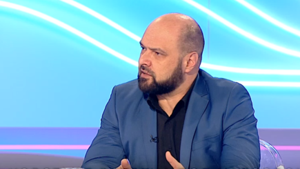 День за днем: 
