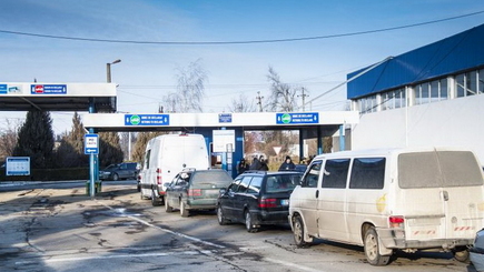 Более полумиллиона пересечений государственной границы за первые десять дней года