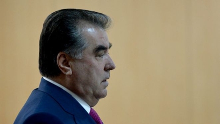 Референдум в Таджикистане позволил Рахмону переизбираться до бесконечности