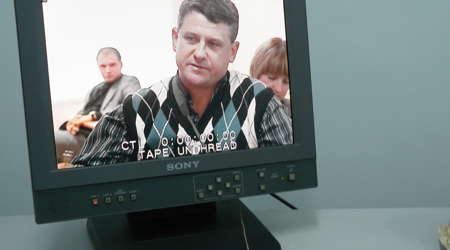 Кто заказал «Месажер» на русском?