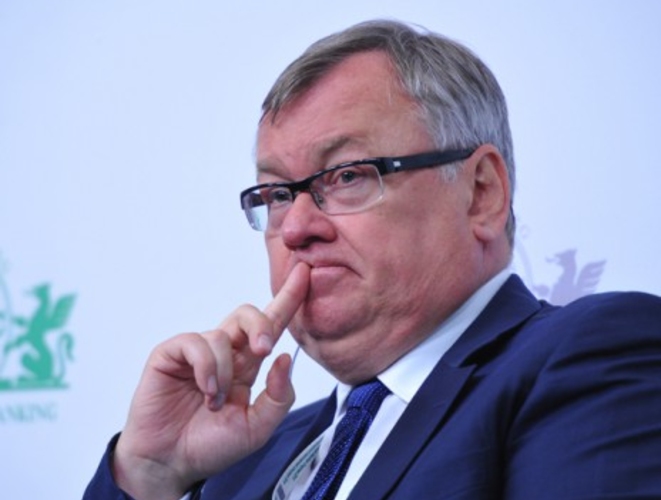 Глава ВТБ России озвучил условие начала войны
