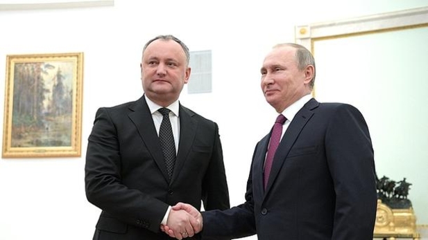 Президент Молдовы снова в Москве