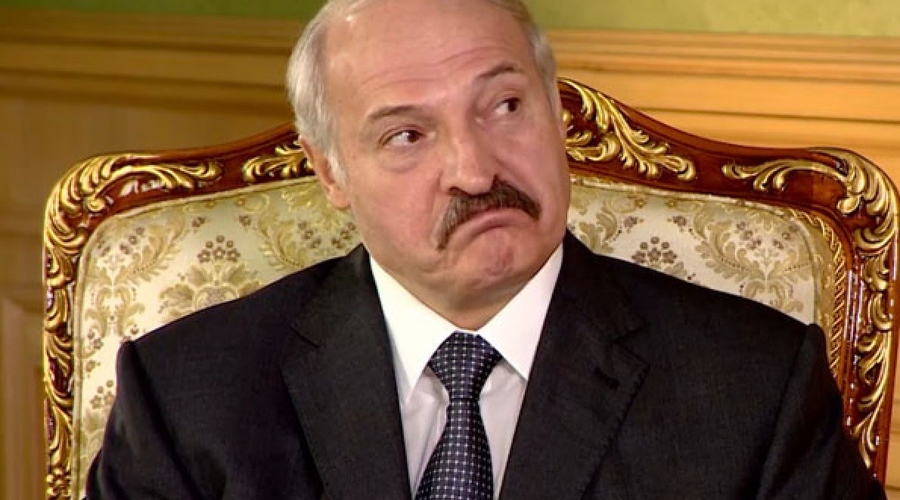 Обама продлил санкции против Лукашенко