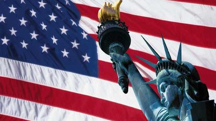Рекордное число россиян пожелали эмигрировать в США
