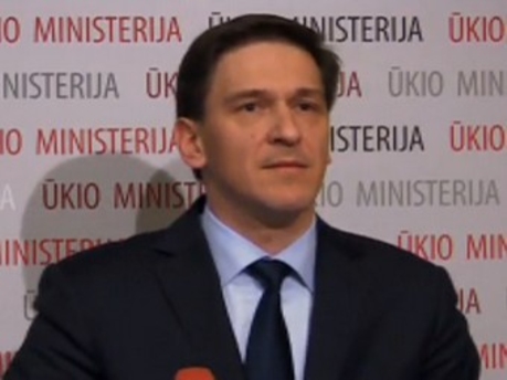Почему министр экономики Литвы подал в отставку?