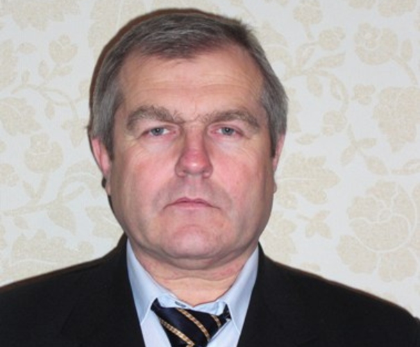 De ce moldovenii sînt/nu sînt români