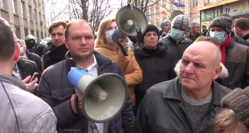 Иван Чебан — мегафон обещаний