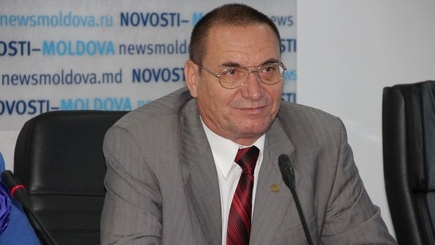 Позиционные бои на левом фланге. Кому это выгодно и что делать?