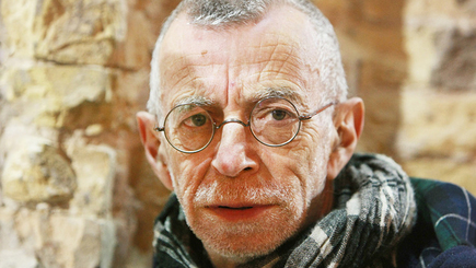 «Антисоветский» и «антироссийский».