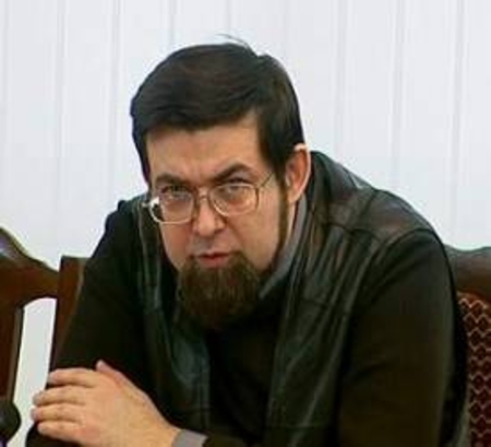 Два мира, два майдана. Кто и зачем выходит на площадь в Кишиневе и в Киеве?