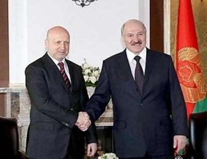 В Белоруссии проходит встреча и. о. президента Украины и президента Белоруссии