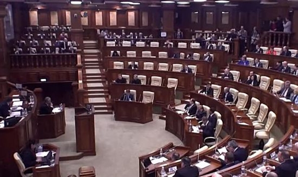 Годовщина присоединения Бессарабии к Румынии стала причиной скандала в парламенте