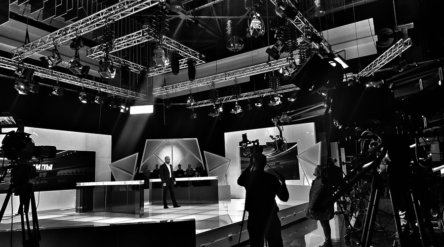 ПРЕМЬЕРА на PRIME! Сегодня вечером, политическое ток-шоу 