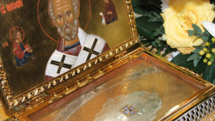 В Кишинев привезли мощи Николая Чудотворца