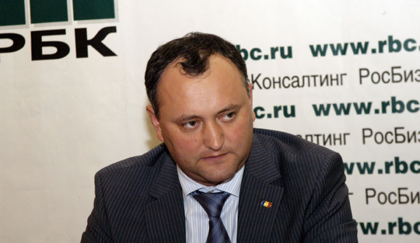 Igor Dodon organizează prima conferinţă de presă la sediul Fundaţiei „Soluţia”