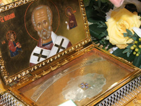 В Кишинев привезли мощи Николая Чудотворца