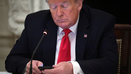 Telegram добавил пометку о мошенничестве на «канал Трампа»