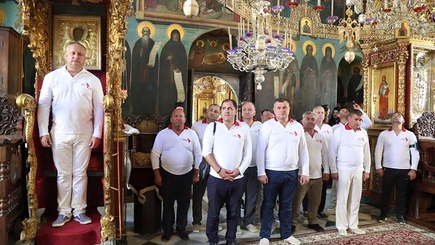 Изверги! Додона лишили Афона