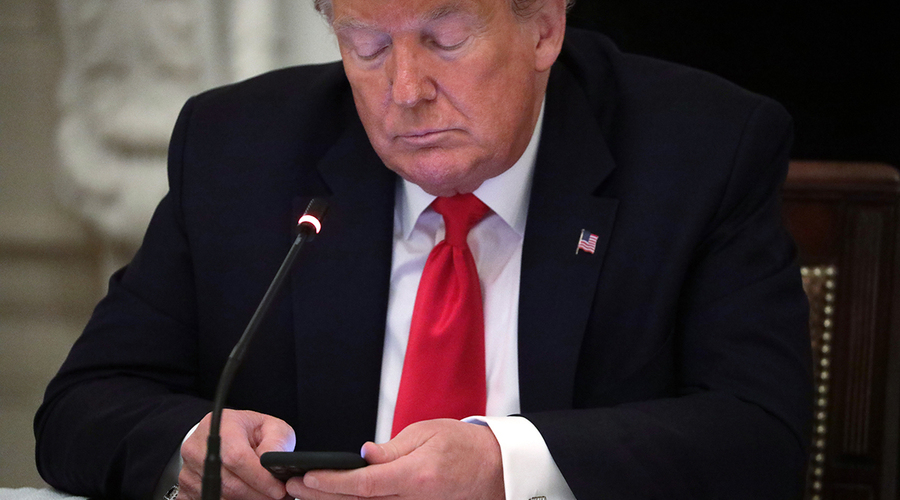 Telegram добавил пометку о мошенничестве на «канал Трампа»
