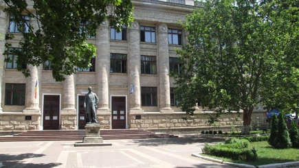 Международный книжный салон открыт в столице