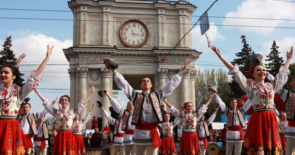 Жители столицы празднуют День города