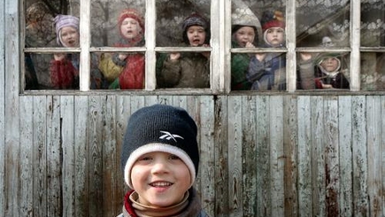 Свыше 26 тыс. семей с детьми получат материальную помощь к Международному дню защиты детей