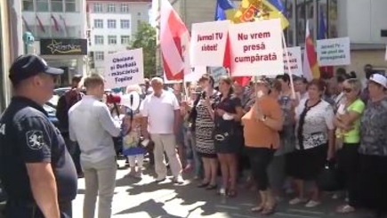 Жители Оргеева протестуют против хамства журналистов