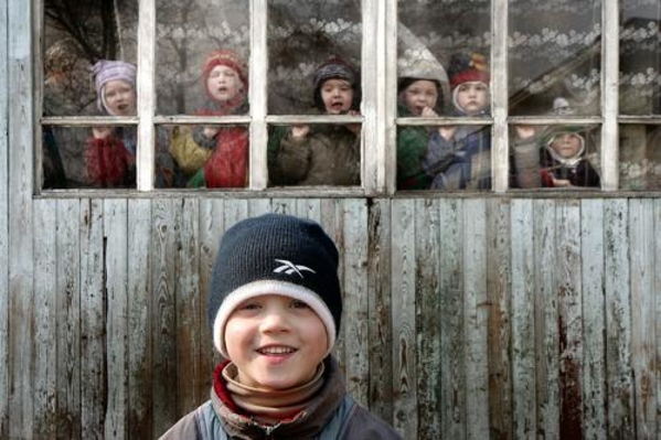 Свыше 26 тыс. семей с детьми получат материальную помощь к Международному дню защиты детей