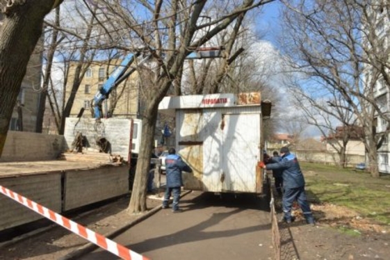 До конца года демонтируют еще 200 киосков