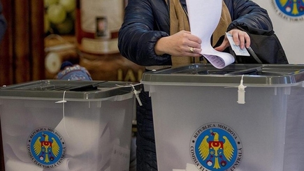 Игорь Додон предлагает провести досрочные парламентские выборы 9 мая 2021 года
