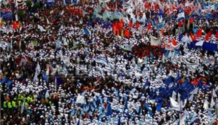 Профсоюзы Румынии  мешают  Бэсеску руководить избирательной кампанией в Молдове