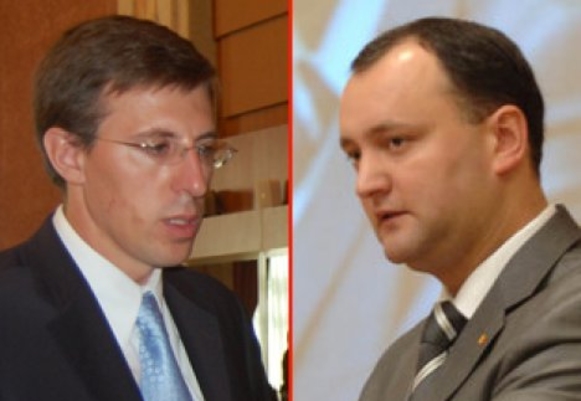 Дорин Киртоакэ и Игорь Додон: портреты кандидатов на должность мэра Кишинева