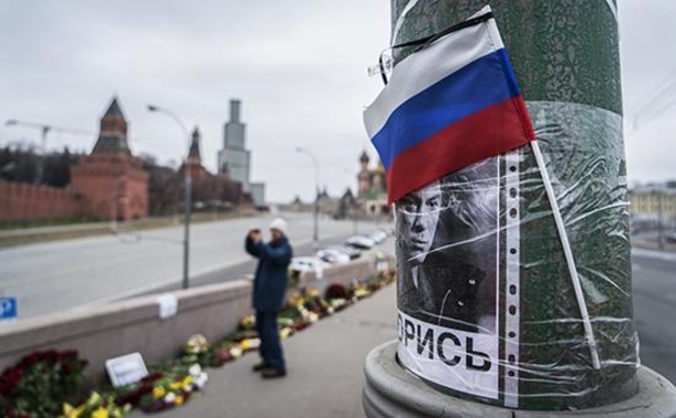 Немцов узнал о 70 погибших российских военных под Дебальцево