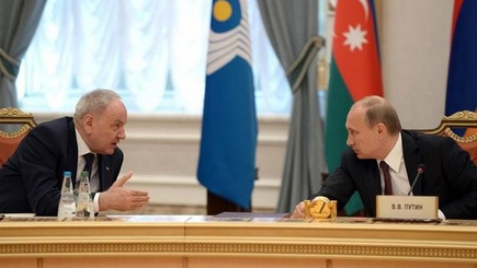 От понедельника до понедельника – Удар немой утки