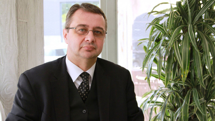 Извини, подвинься! Или почему Майя, а не Андрей