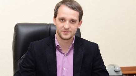 Правящая коалиция предложила на пост министра обороны Евгения Стурза