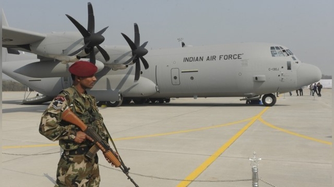 Как Украина и США борются с Россией за рынок оружия Индии