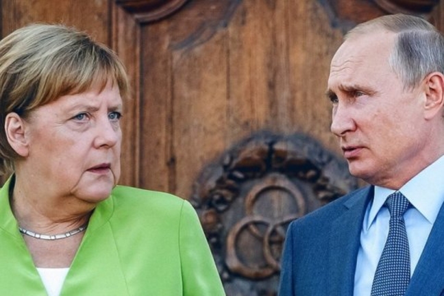 Терпение Меркель к Путину иссякло после ситуации с Навальным