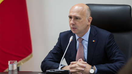 Павел Филип выступает за поднятие зарплат преподавателям