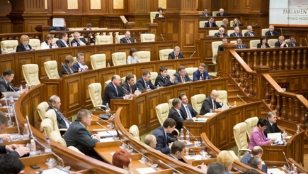 Выборы президента могут состоятся в конце октября