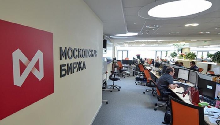 Отток капитала из российских акций ускорился в 25 раз