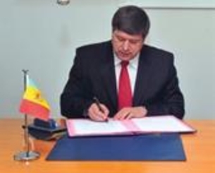 Посол Андрей Негуца отозван из России