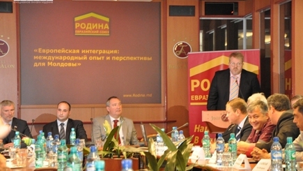 «За Родину», «за Тулянцева»! А может «Общественный комитет по празднованию 70-летия Победы»? (обновление)