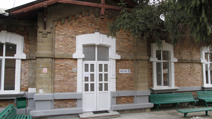 Плюс шесть новых заболевших COVID-19, и минус один