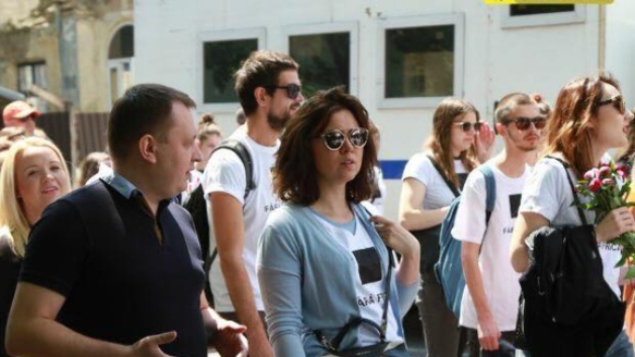 Путь коммуниста – от гейпарада до «гейропы»